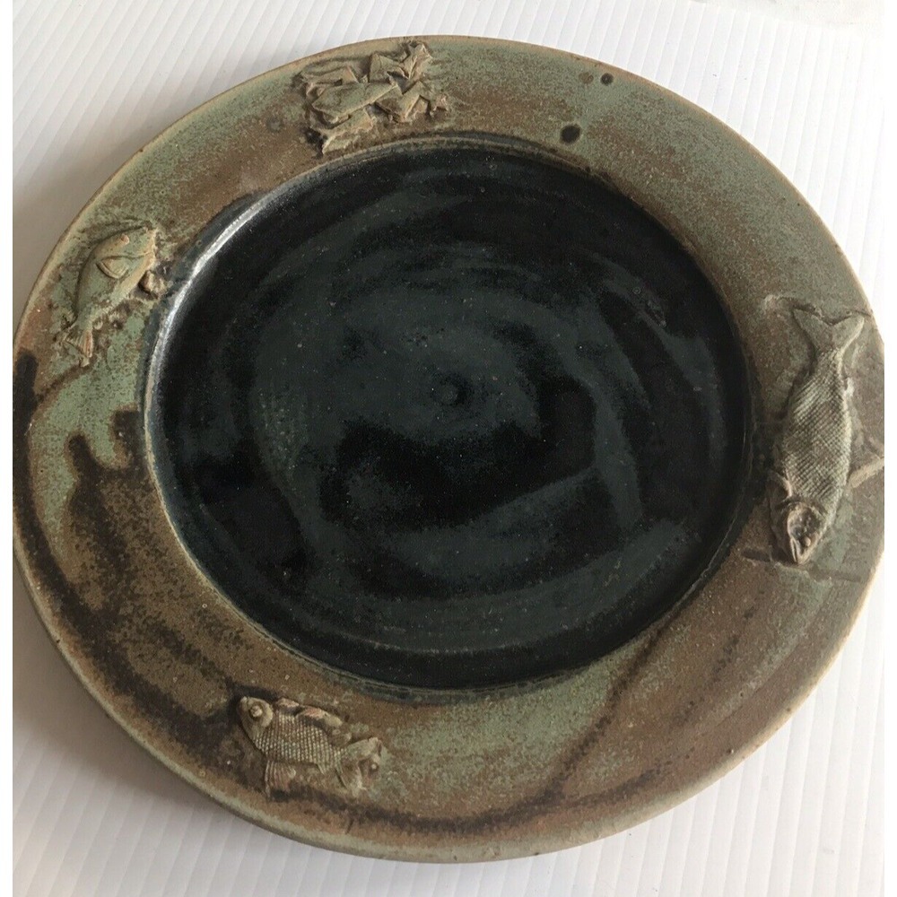Phillips LP Studio Pottery  handmade stoneware plate with fish approx 11-1/2"‎